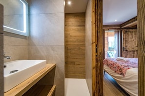 4 habitaciones