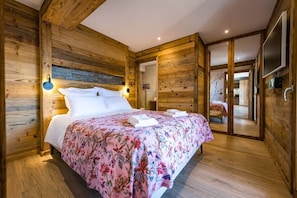 4 bedrooms, free WiFi