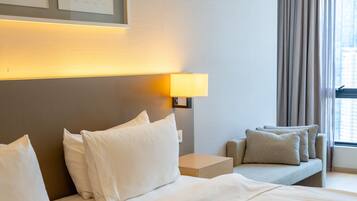 2 bedrooms, iron/ironing board