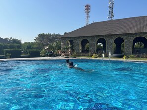 Piscine extérieure