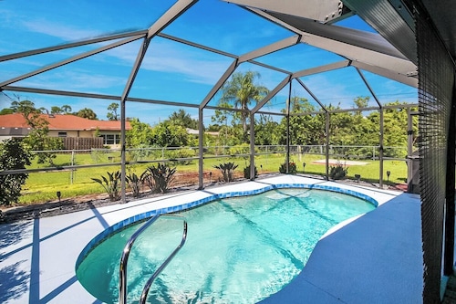 Charming Port Charlotte 3/2 pool home - Little Bit Of Heaven