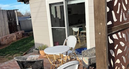 The She Shack Cooma.
Light filled, woodfire snow or workers accommodation
