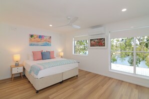 2 多间卧室、熨斗/熨衣板、免费 WiFi、床单