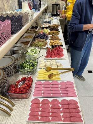 Desayuno completo incluido todos los días