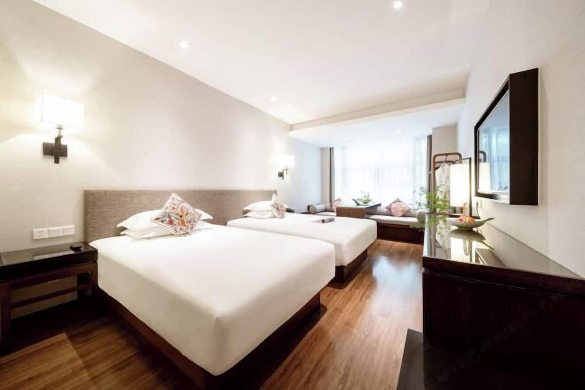 1 phòng ngủ, bộ đồ giường cao cấp, chăn bông, nệm có lớp đệm bông