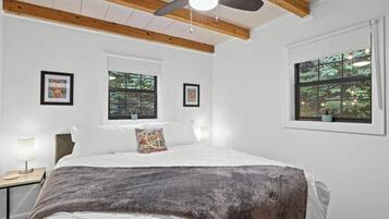 2 chambres, fer et planche Ă repasser, Wi-Fi, draps fournis