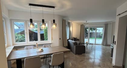 Hundefreundliche Ferienwohnung mit Garten und Terrasse 10 Minuten vom Bodensee