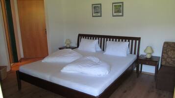 2 Schlafzimmer, kostenloses WLAN, BettwÀsche