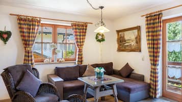 TV, DVD player, stereo