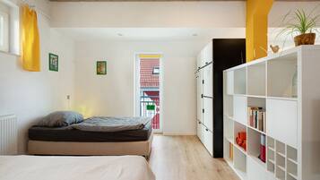 1 bedroom, iron/ironing board, free WiFi, bed sheets