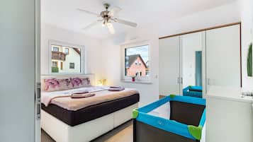 1 bedroom, free WiFi, bed sheets, wheelchair access