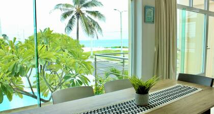 Family & Charming apartment with AC, Pool, Board Games, Netflix