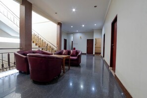 Interior - Nusa Indah Syariah Bandara By Abdihome (Tangerang)
