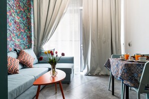 Basic Apartment | Interior