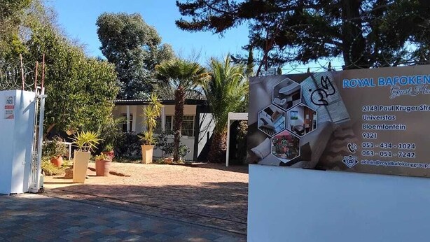 Front of property - Royal Bafokeng Guest House (Bloemfontein)