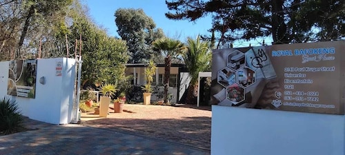 Royal Bafokeng Guest House 