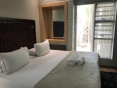 Royal Bafokeng Guest House 