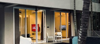 Waves By Jumbo Holidayz