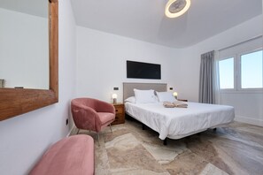 1 chambre, coffres-forts dans les chambres, fer et planche Ă repasser