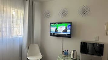 Apartment, 1 Bedroom | Room amenity