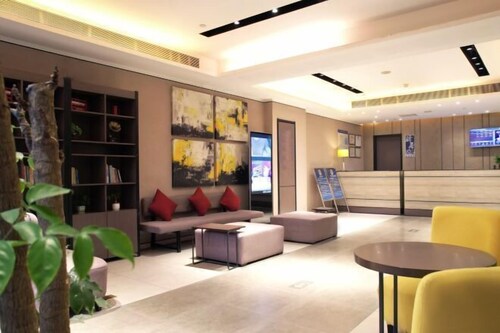 Ease Hotel (Beijing Liangxiang University Town)