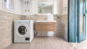 Vila | Laundry