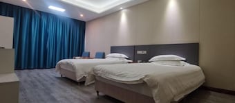 Liya Business Hotel