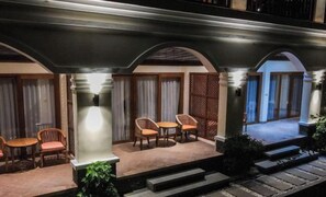 Terrace/patio - Villa Mata Hari (Bali)