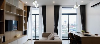 Charming 2-bedroom condo in pleasant Phnom Penh with AC, WiFi