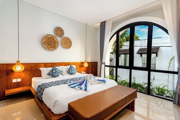 Deluxe Villa, 3 Bedrooms, Private Pool | Premium bedding, memory-foam beds, desk, laptop workspace - Floro Villa Canggu by Dhananjaya Hospitality (Munggu)