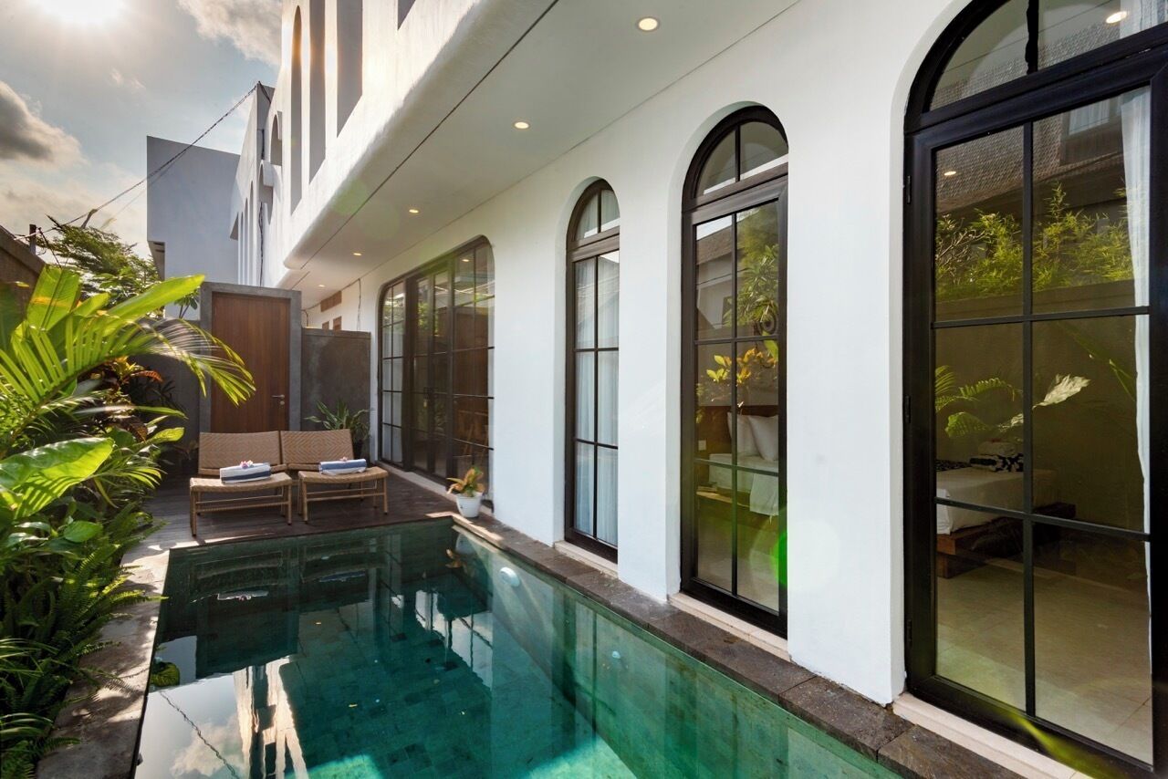 Kolam renang outdoor