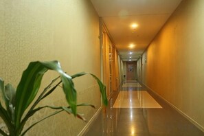 Unclassified image, 3 of 12, button - Qingdao Lanting Holiday Apartment (Qingdao)