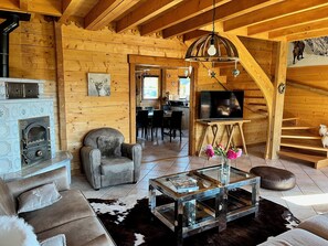 Living area - Grand et Chaleureux Chalet Familial. 12 Personnes . Retour Skis aux Pieds (Fontcouverte-la-Toussuire)