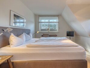 3 Schlafzimmer, Schreibtisch, Bügeleisen/Bügelbrett, kostenloses WLAN