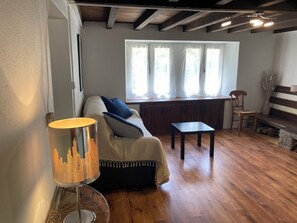 Living area - Quiet house in the Black Mountain (Les Martys)