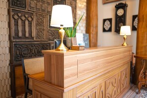 Lobby - At Gate Thaphae Hotel (Chiang Mai)