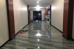 Unclassified image, 3 of 9, button - Yongzhou Xiangjiang Hotel (Yongzhou)