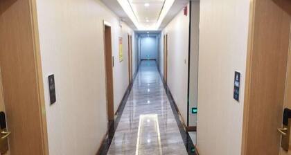 Yongzhou Xiangjiang Hotel