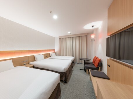 LOISIR HOTEL CLASSIC GARDEN KYOTO SANJO - Image 7
