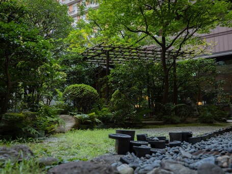 LOISIR HOTEL CLASSIC GARDEN KYOTO SANJO - Image 4