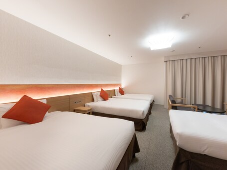 LOISIR HOTEL CLASSIC GARDEN KYOTO SANJO - Image 13