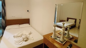 Studio, Balcony, Partial Ocean View - Helios in Olympus House Vacation Studios (Dio-Olympos)