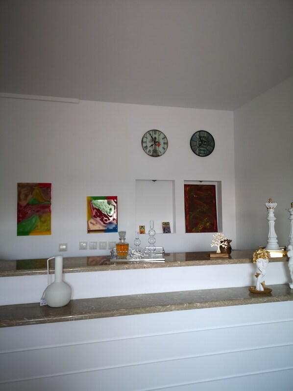 Reception - Helios in Olympus House Vacation Studios (Dio-Olympos)