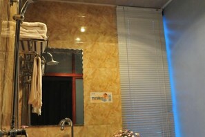 Bathroom - Fushui Inn (Dali City)