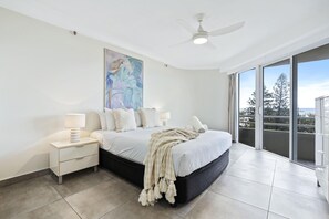 2 bedrooms, in-room safe, iron/ironing board, internet