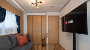 Rom – basic, 1 soverom, ikke-røyk (Arita Mansion Nipponbashi 41) | 1 soverom, blendingsgardiner, strykejern/-brett og wi-fi (inkludert)