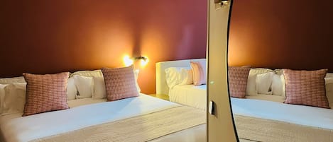 Standard Room | Desk, laptop workspace, blackout curtains, free WiFi