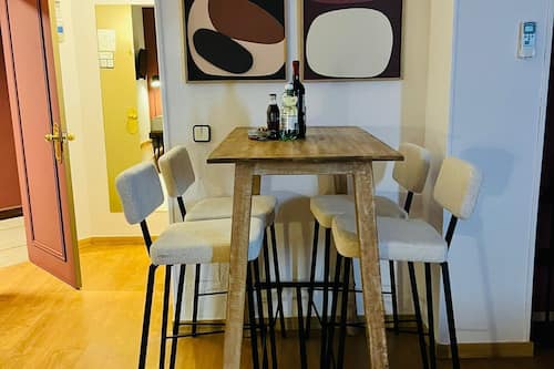Chambre Standard | Bureau, espace de travail pour ordinateur portable, rideaux occultants