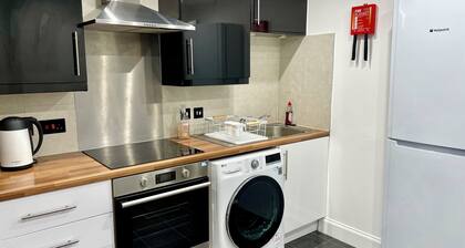 17th Century Dovecot, 20 min to Edinburgh by train