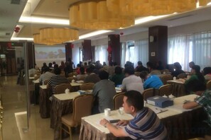 Unclassified image, 5 of 58, button - Chengjiang Manor Hotel (Chengjiang)